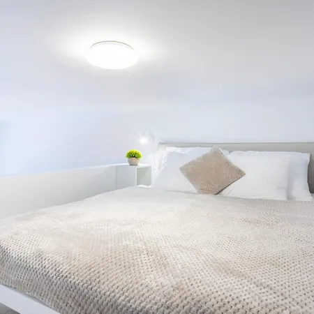 Very Central New Comfy Studio Loft Appartamento Budapest